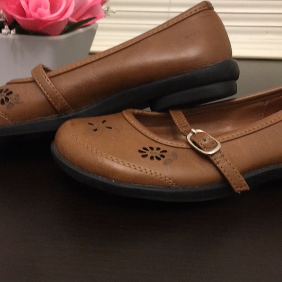 Girls classic slip ons - Picture 2 of 4
